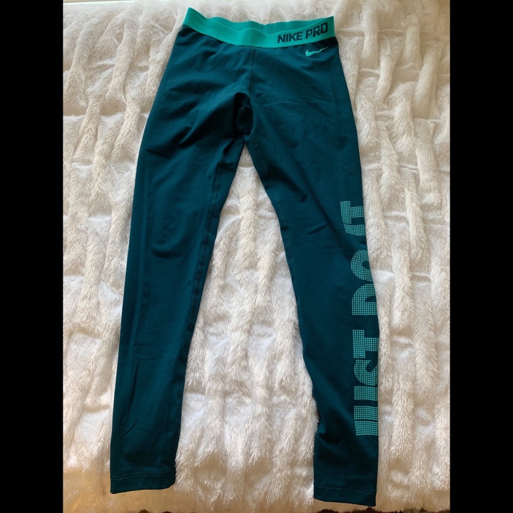 Nike leggings